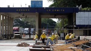 Guatemala lanzará en febrero plan de modernización de sistema aduanero