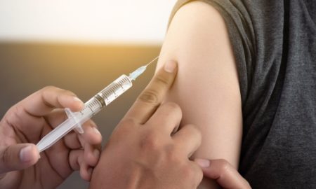 vacuna Moderna en adolescentes