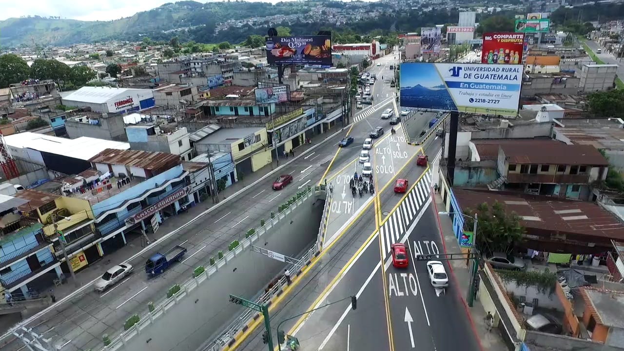 paso a desnivel en Guatemala