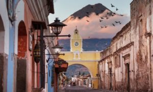 quiero conocer Antigua Guatemala