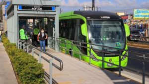 Avanza implementación de buses eléctricos para el Transmetro