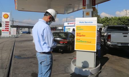Verificarán precios de combustible en Guatemala