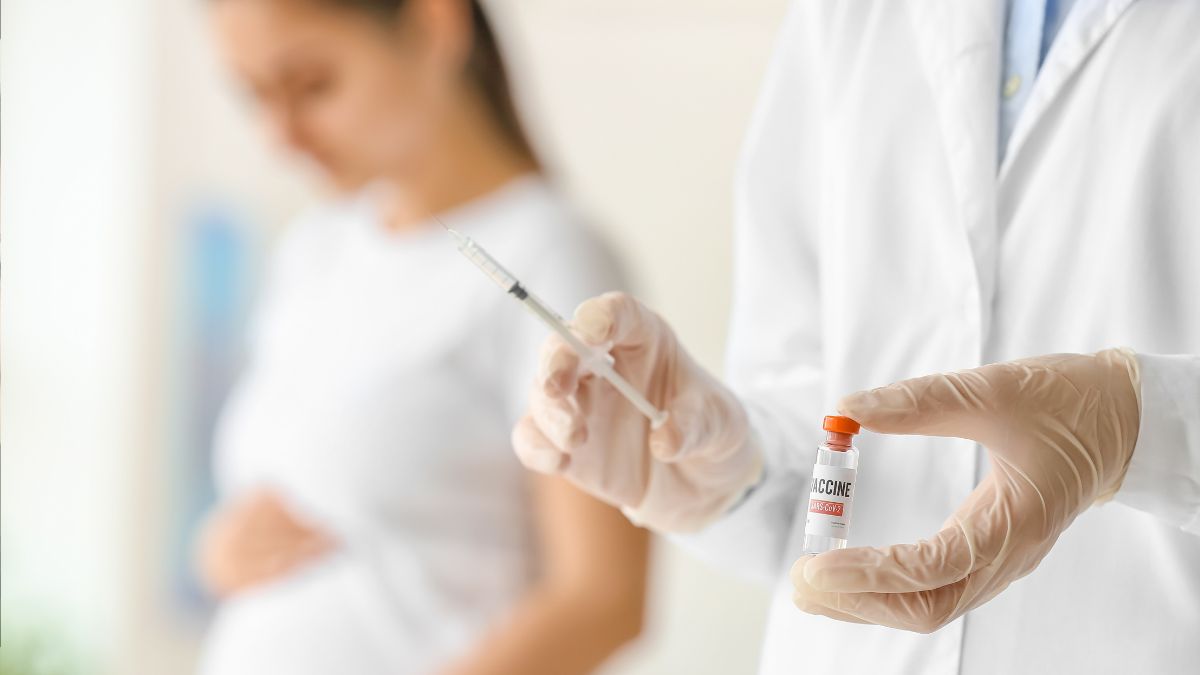 Vacunación antiCovid-19 no provoca riesgo de parto prematuro