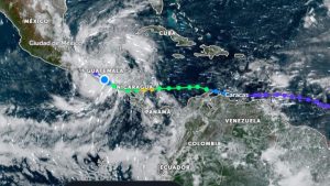 Depresión tropical Julia cambia de trayectoria en el territorio nacional