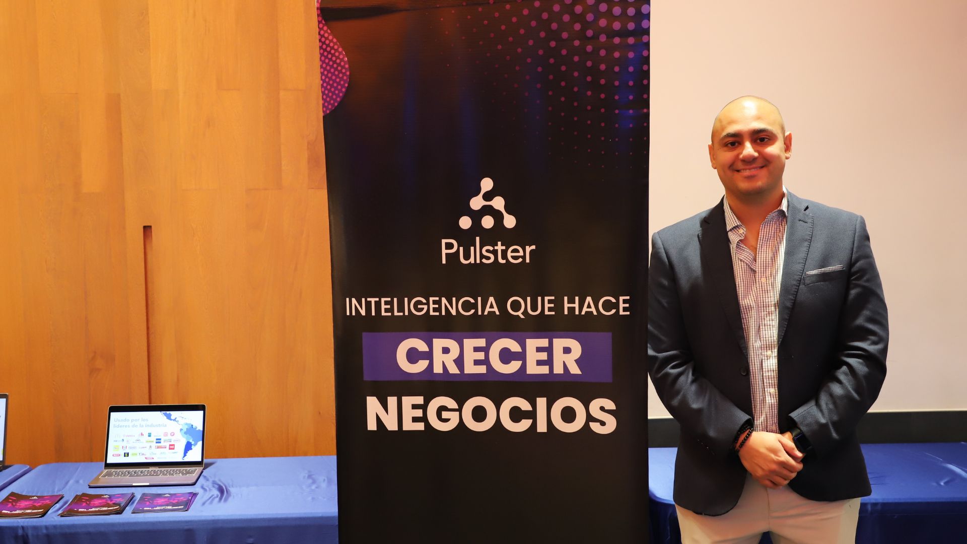 Pulster. AI Galardón Nacional a la Exportación